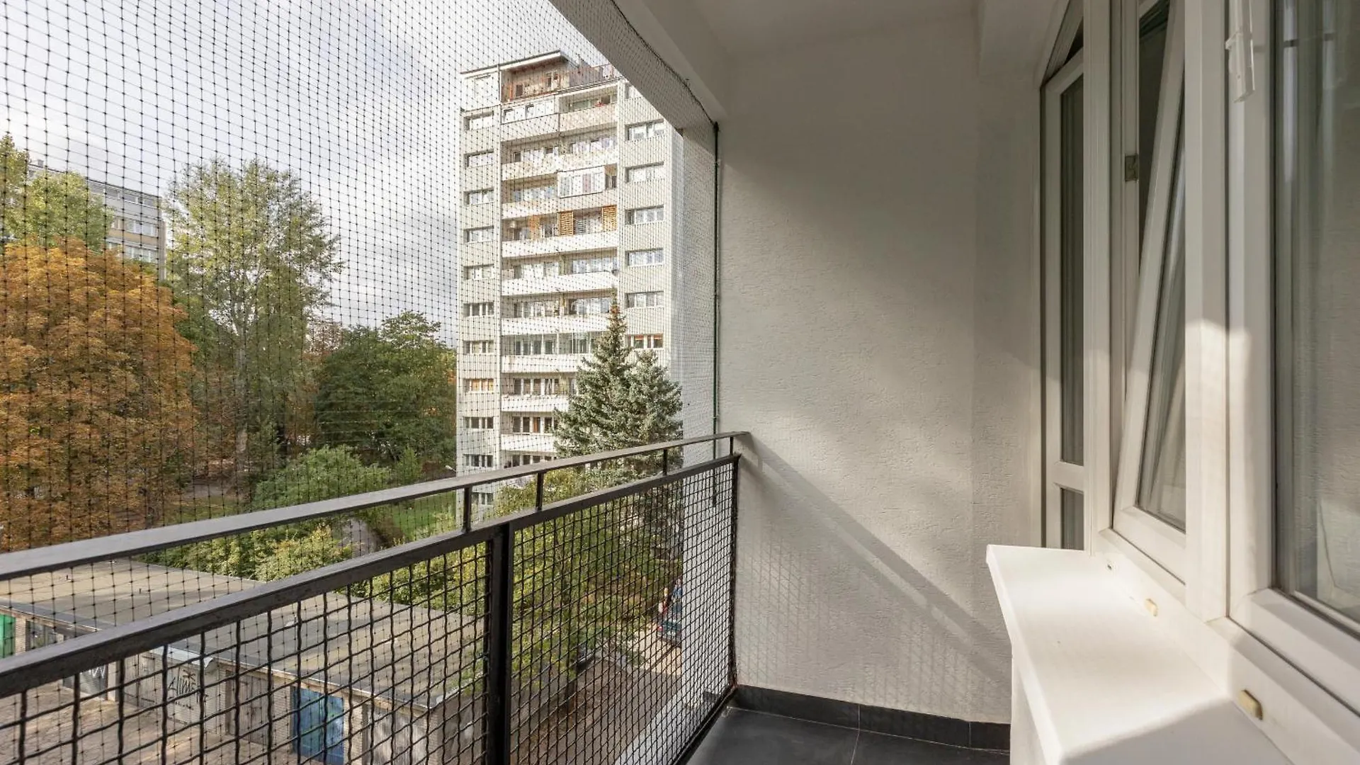 Studio Bruna Metro Pole Mokotowskie By Noclegi Renters Warsaw 0*,  Poland