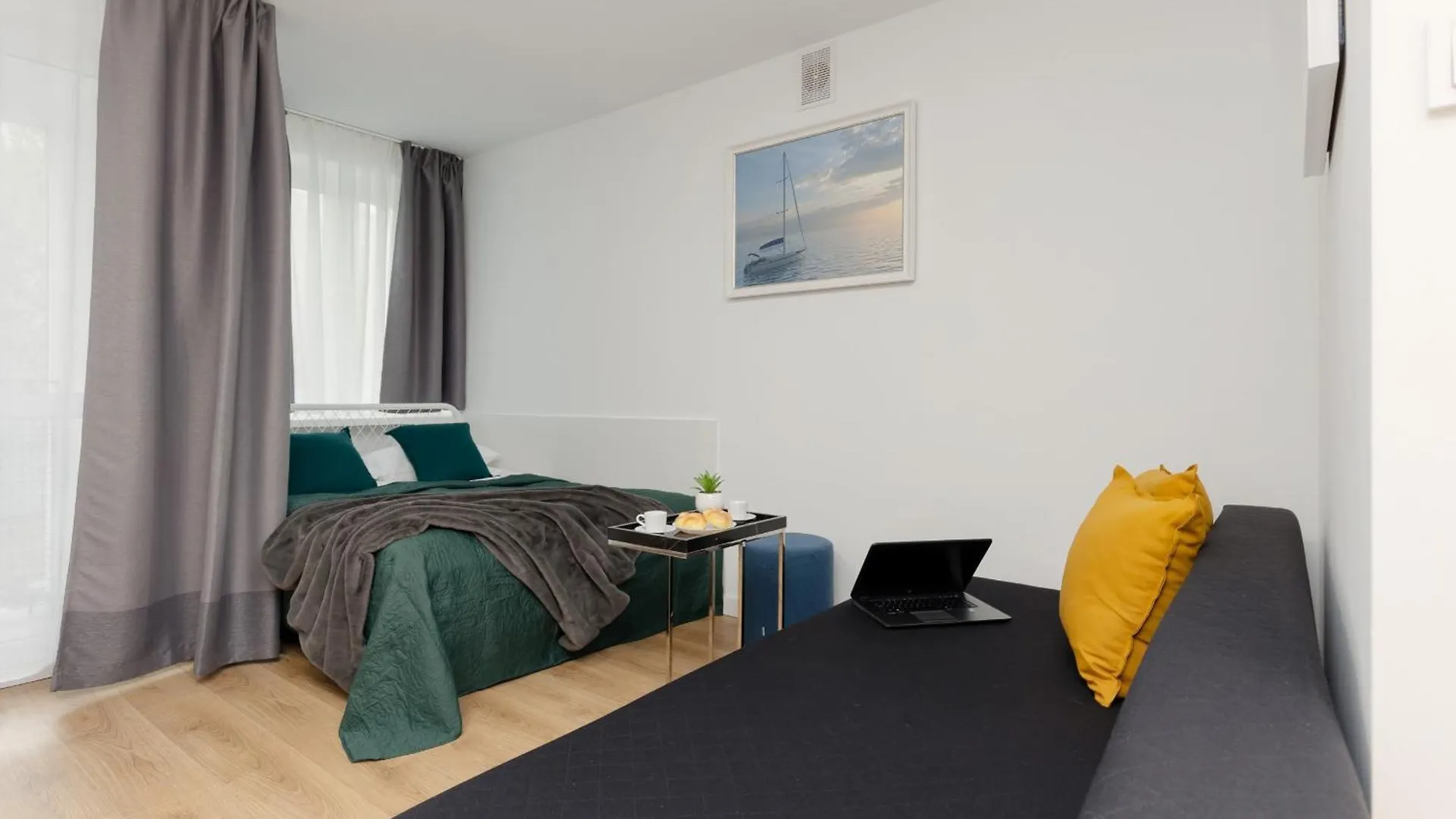 Apartment Studio Bruna Metro Pole Mokotowskie By Noclegi Renters Warsaw